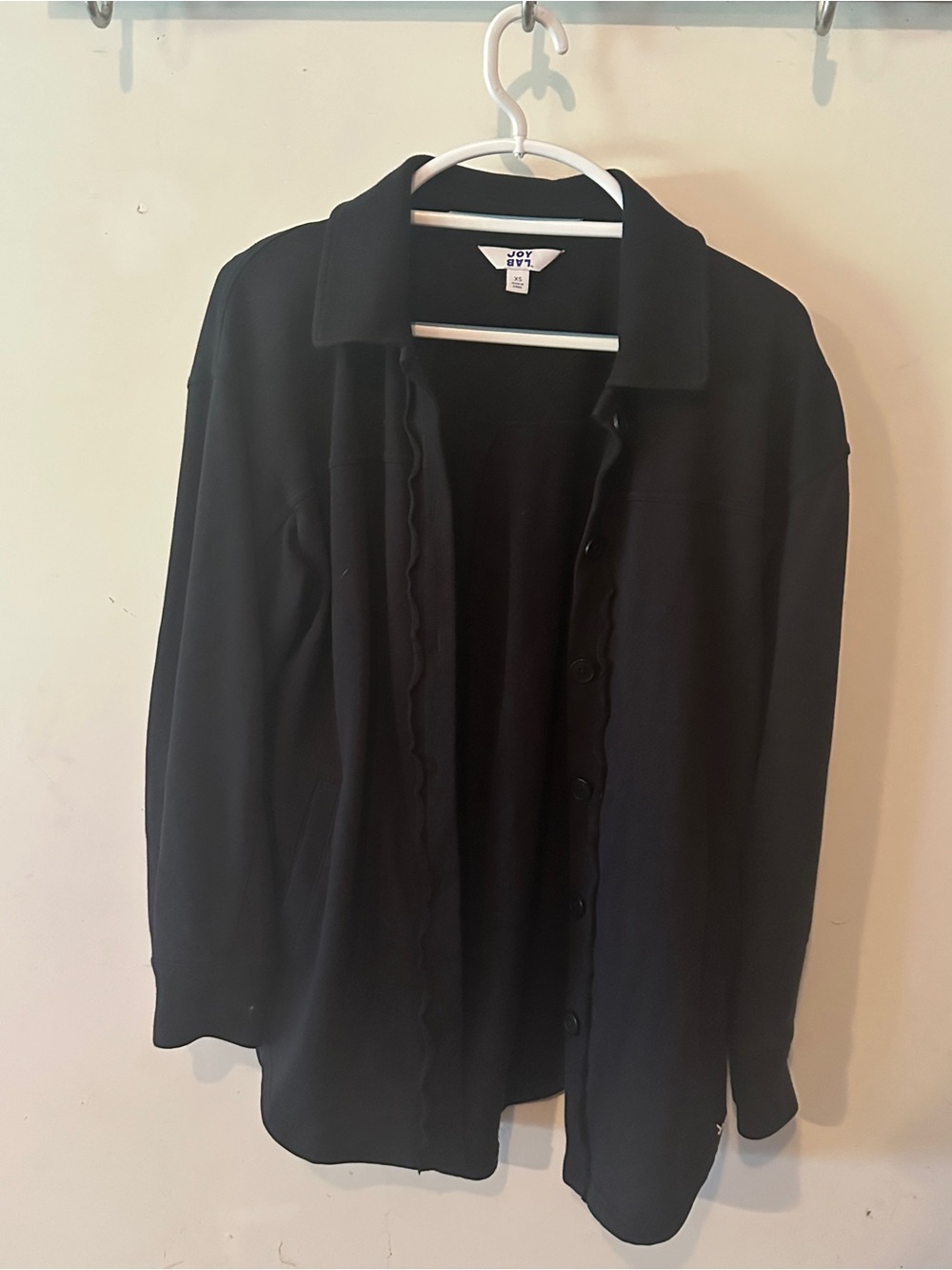 Joylab oversized Black Button-Front Women's sweater - Picture 3 of 3